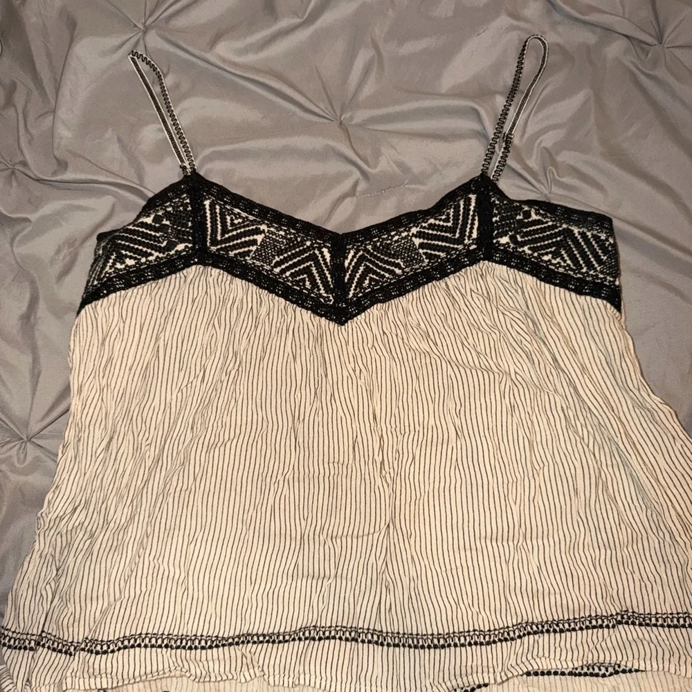 American Eagle Outfitters Black and Cream Camisole - Picture 1 of 3